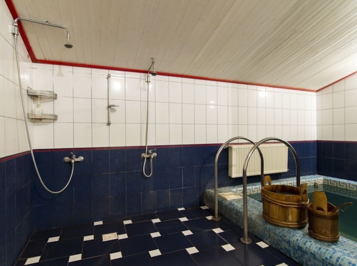 Банний комплекс «Українські лазні»