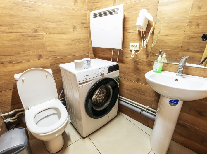 Туалет бани «Лагуна»