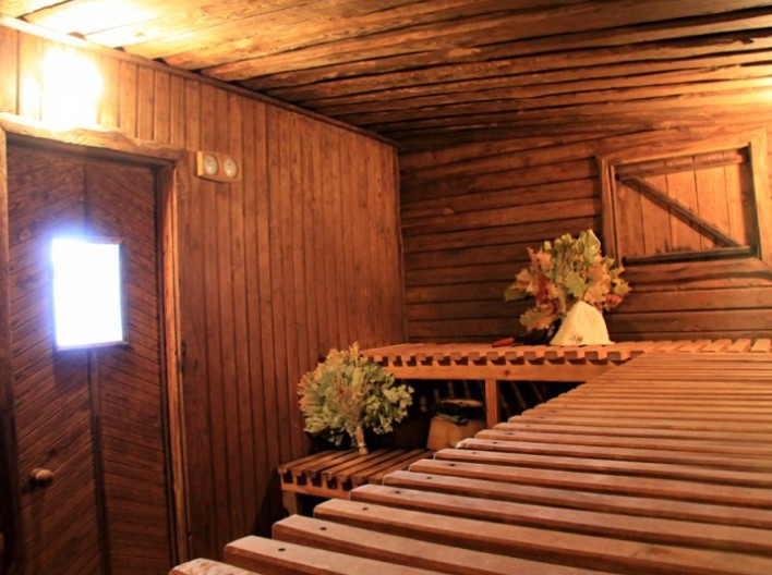 Баня на дровах «на вул. Інтернаціонального легіону»