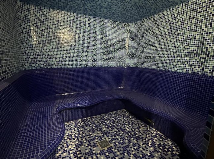 Сауна «Golden Gate» на Максима Кривоноса, 27