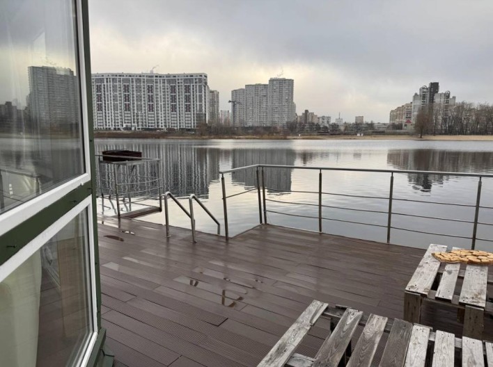 Баня на воді «Cupol Club»