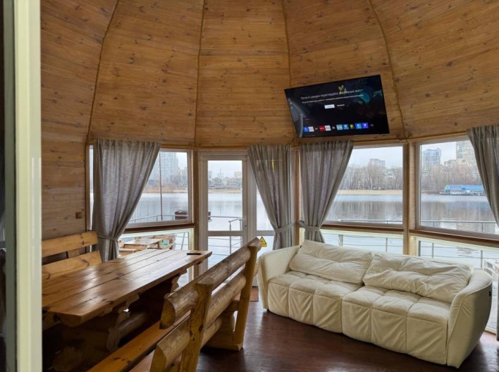 Баня на воді «Cupol Club»